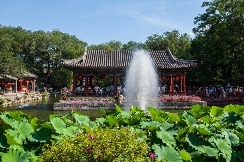 和珅的宅邸恭王府，一座恭王府，半部清代史，清代规模最大王府