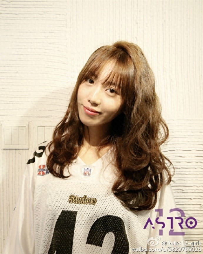 星座女团Astro12正式出道,百变风格总有一款适合你!