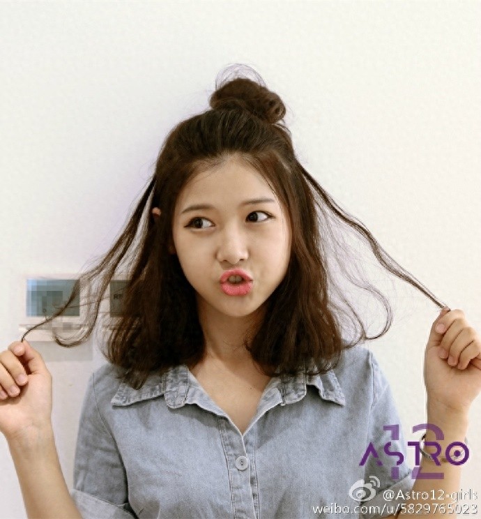 星座女团Astro12正式出道,百变风格总有一款适合你!