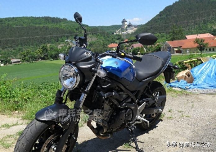 颜值爆表的中量级街车铃木SV650,最大扭矩64牛米