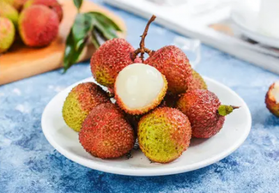 ​荔枝一天最多吃几个（ 荔枝一次最多可以吃几颗）