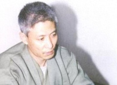 ​2000年刘涌在中俄边境被捕，14名高级律师帮他减刑，差点被改判