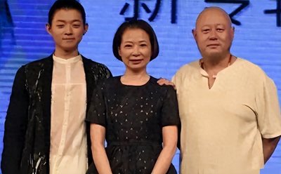 ​悲情女人仲小萍，因儿子30年不嫁，两次被辜负，霍尊输了回到原点