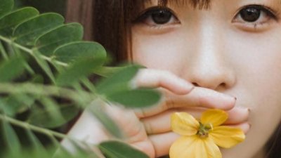 ​女生说自己丑怎么回答：要用这几种高智商策略去回应