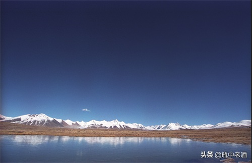 1996年的长江源头，唐古拉山脉主峰各拉丹东雪山