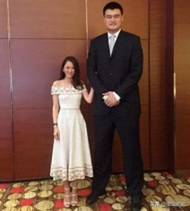 ​国内比姚明还高的5位巨人，个个超过2米26，都过着怎样的生活？