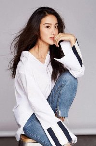 ​赖雨濛：从舞蹈少女到全能艺人的华丽蜕变