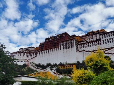 ​拉萨只相当于内地的县城吗？实地看过你才真正了解它