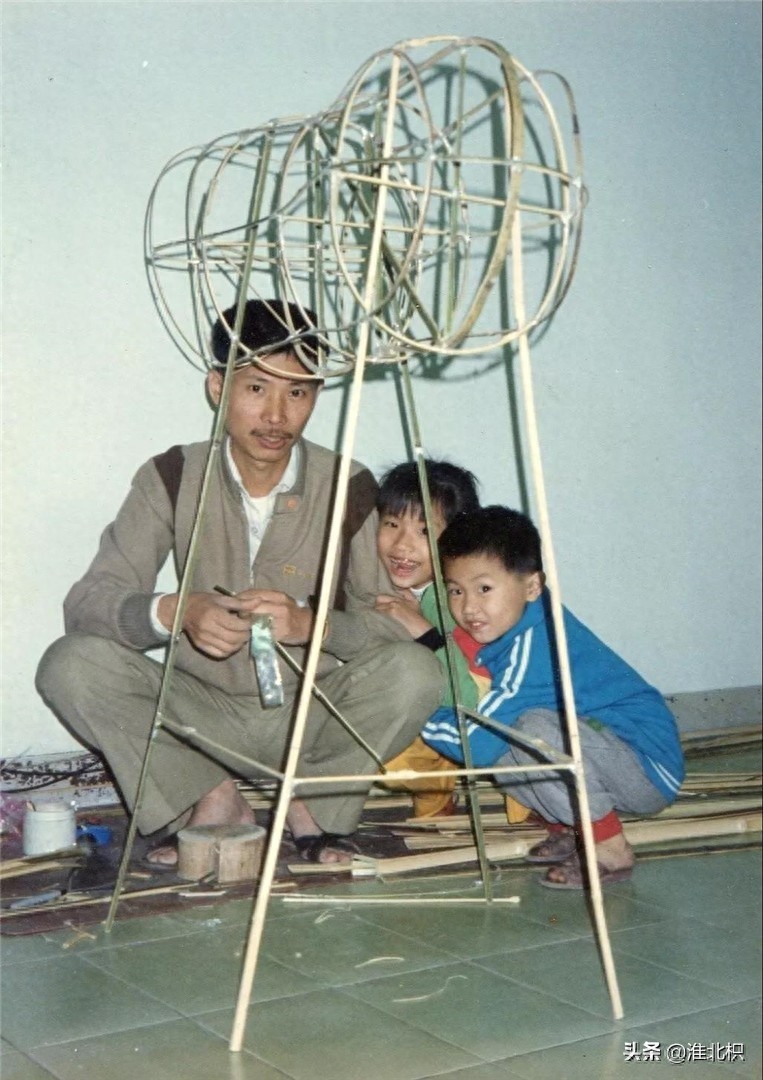 祭祀用的纸扎活走出国门 被评为“当季巴黎十大必看展览之一”