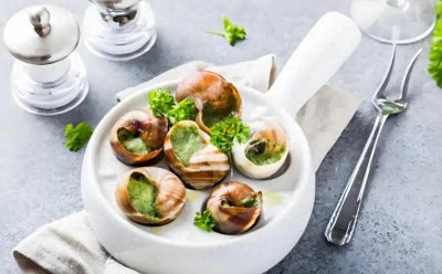 ​法式焗蜗牛：法式优雅的精致之选