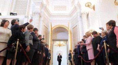 ​普京在俄罗斯宣誓就任新一届总统