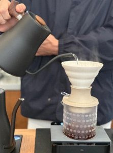 ​3个月翻一倍，涨幅超黄金！很多人每天都买，9.9的时代结束了？