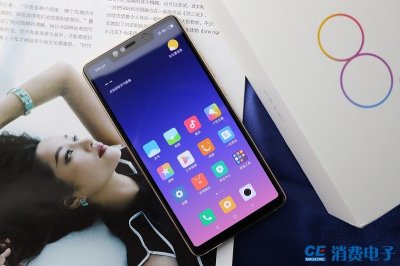 ​美颜新作 怎么拍都自然！小米8 SE体验评测