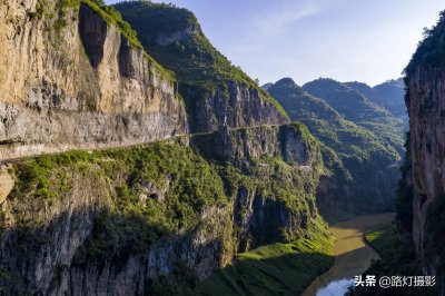 ​贵州是不是全国最穷的省份（贵州有世界独一无二的景点）