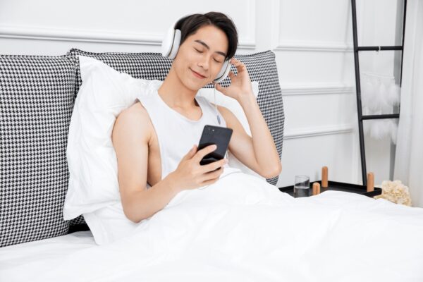 世界十大催眠曲(静心安神舒缓的音乐有哪些)-1 世界十大催眠曲(静心安神舒缓的音乐有哪些)-1