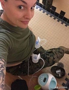 ​美国女兵集体晒母乳照，世界媒体纷纷点赞