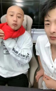 ​方丈与辛巴矛盾的真实原因曝光，与辛选高管豪赌，之后与辛巴闹掰