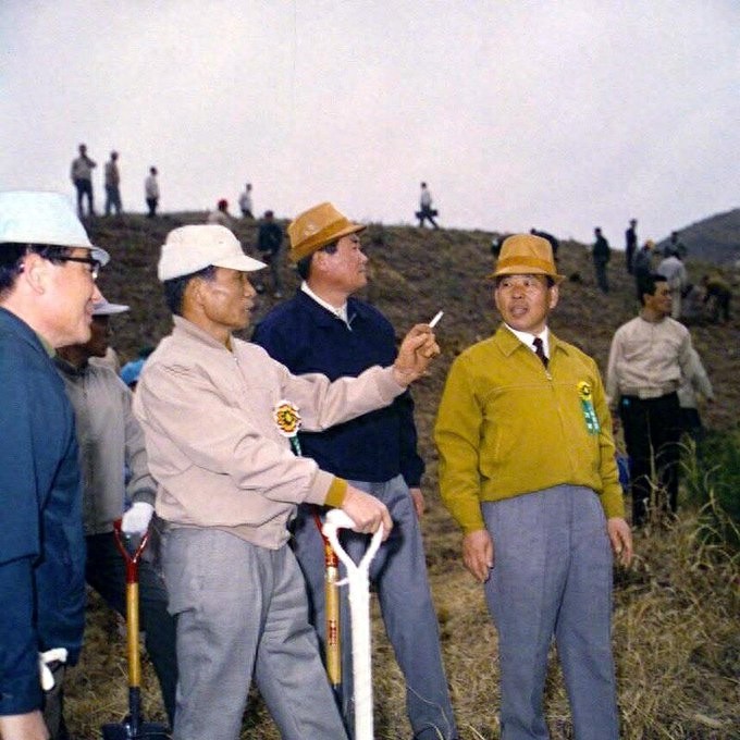 1979年10月26日，朴正熙遇刺身亡