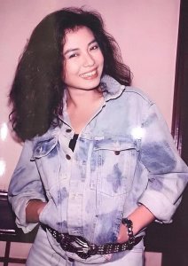 ​回顾90年代香港10位香港女演员，钟楚红风情万种，你最喜欢哪个？