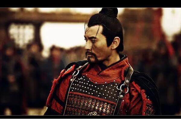 历史岳飞墓前跪五个人是谁，陷害岳飞的五个人是谁  3