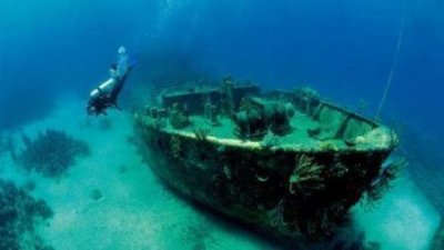 ​世界上有个十分恐怖的魔鬼三角洲，咱们的中国也有个鄱阳湖魔鬼三角