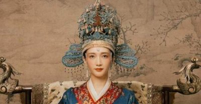 ​清平乐赵祯的皇后是谁，一同有三位皇后_第一任误伤皇上被废