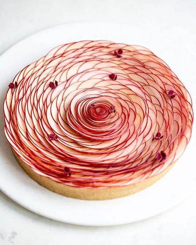 70款创意蛋糕设计（这40款简约风蛋糕）(20)