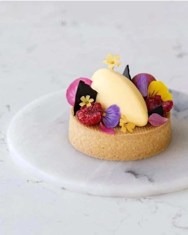 70款创意蛋糕设计（这40款简约风蛋糕）(24)