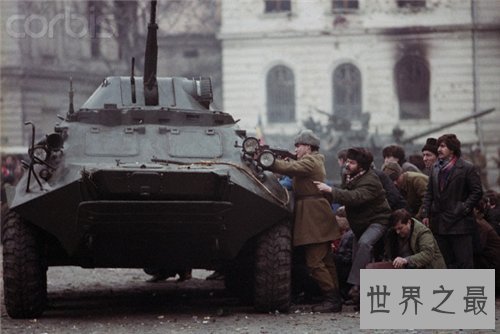 齐奥塞斯库总统生涯的贡献，最终多个罪名被枪决