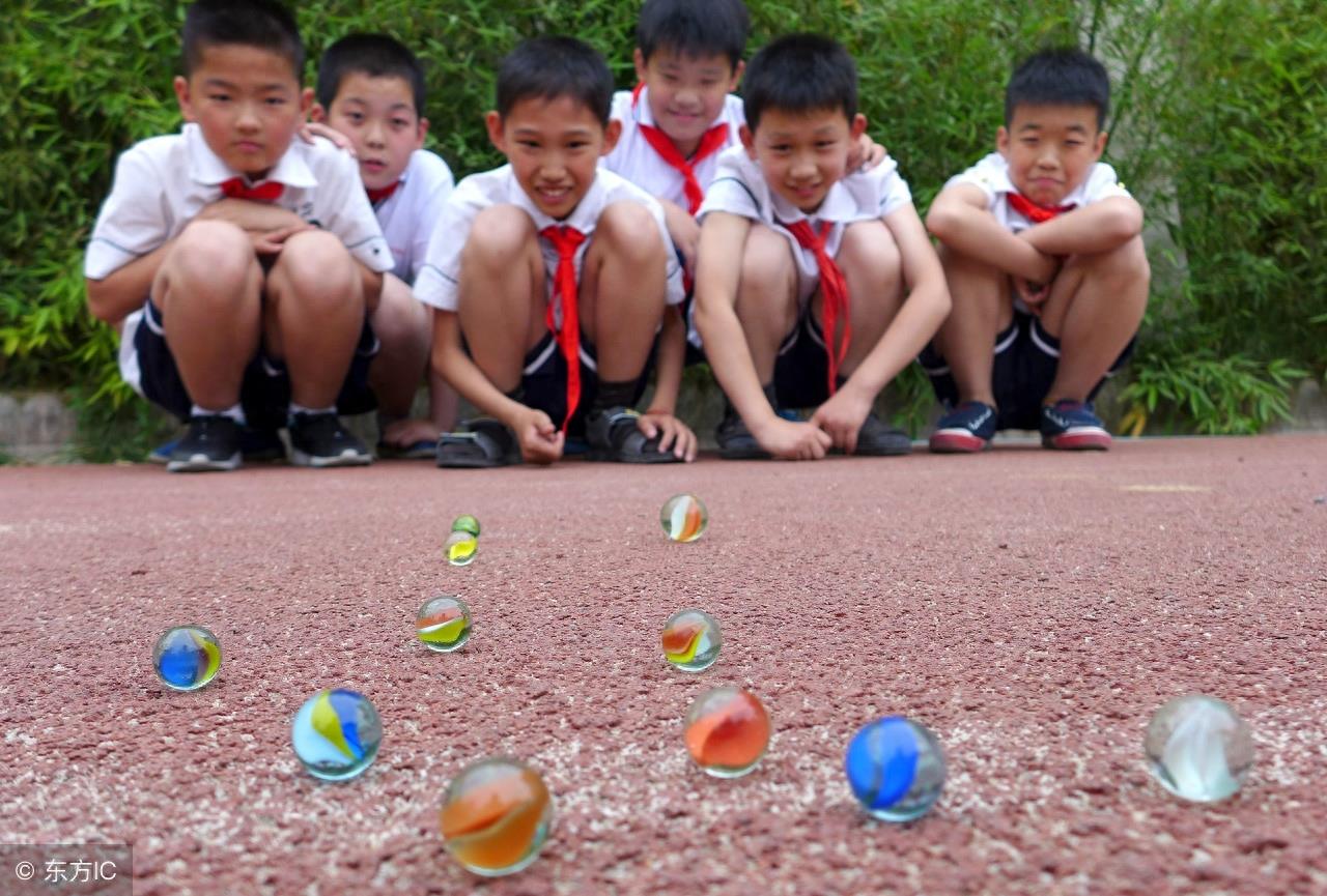 农村小孩们日常的玩具，溜溜蛋了解一下