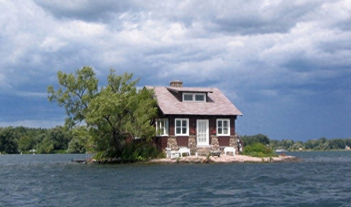 你喜欢僻静的生活吗？这些与世隔绝的房子适合你