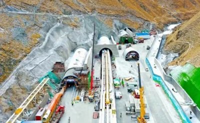 ​2025开篇:中国三大成就震撼世界！美国玻璃心破碎，俄媒承认差距