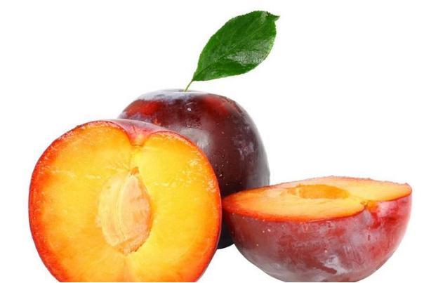 吃李子会便秘吗 吃李子会过敏吗