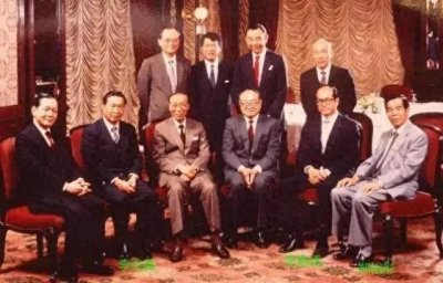 ​香港四大家族：揭秘权势巨头的背后故事