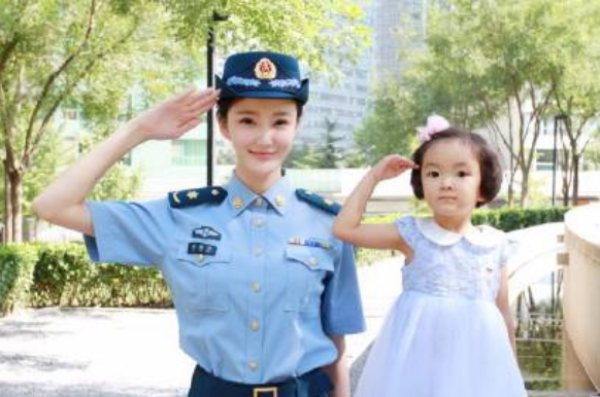 刘雨欣武士身份吗 张檬抱歉布景强