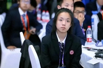​＂15岁少女谈方琳：破解数学难题，拒绝央视采访