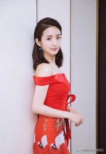 ​林依晨的6张照片