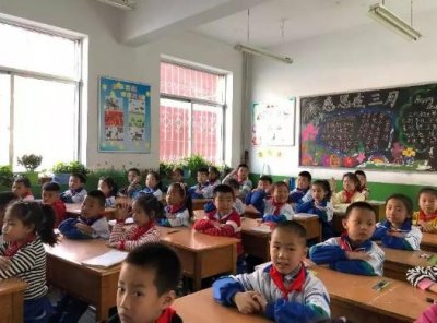 ​「贺兰县民族团结进步创建成果巡礼」贺兰县第一小学：上好一堂思政课，绽放崇