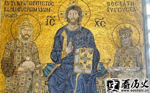 佐伊女皇(右）图片