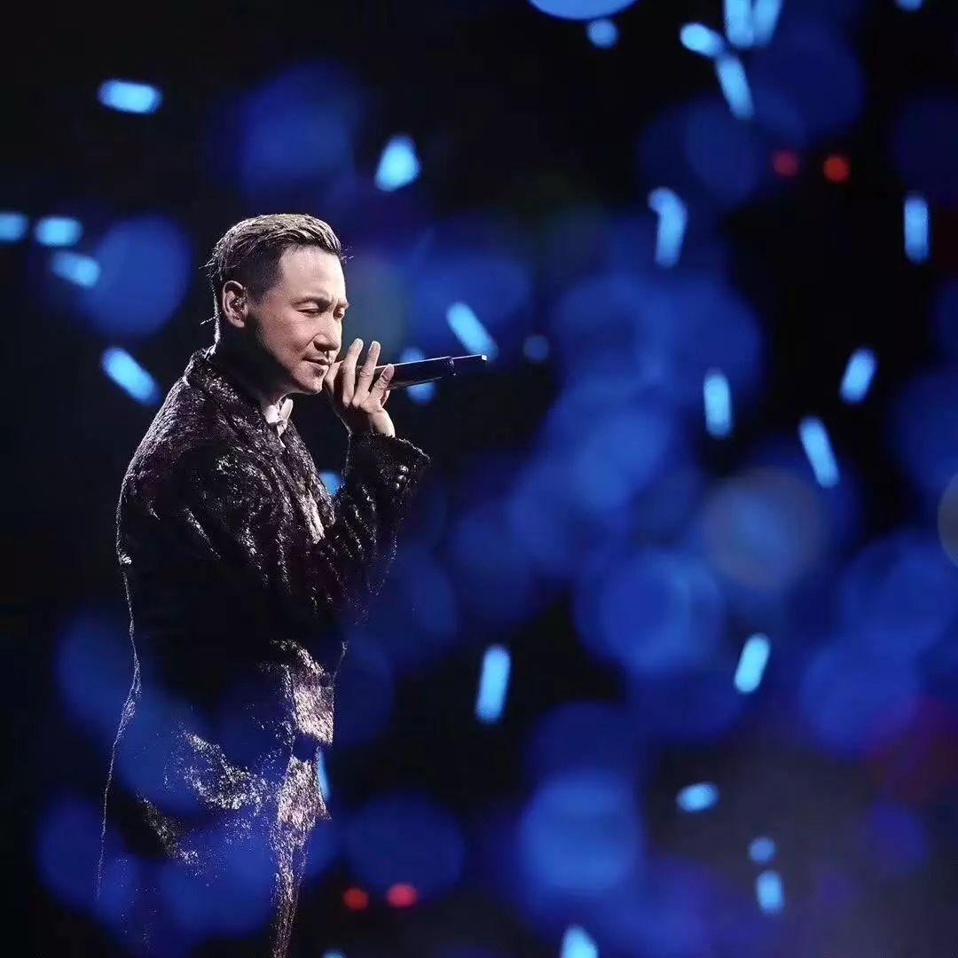 华语乐坛专辑销量最多的歌手（华人唱片销量历史第一）