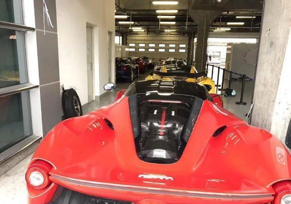 上海最神秘的富二代：买豪车跟买玩具一样，人送外号“沪上皇”